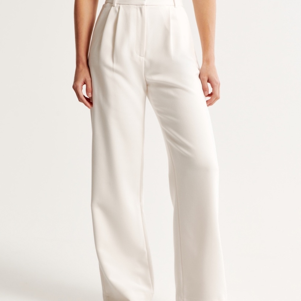 Abercrombie & Fitch Sloane Tailored Wide Leg Pant
